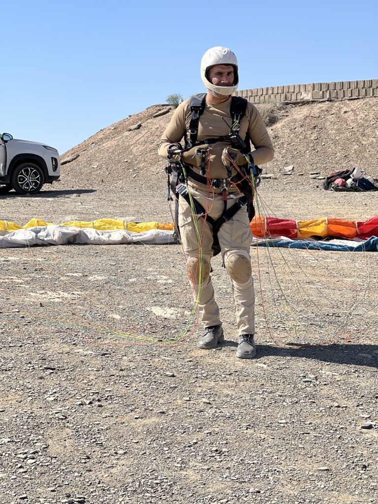 خلبان احمدرضا خلبان احمدرضا